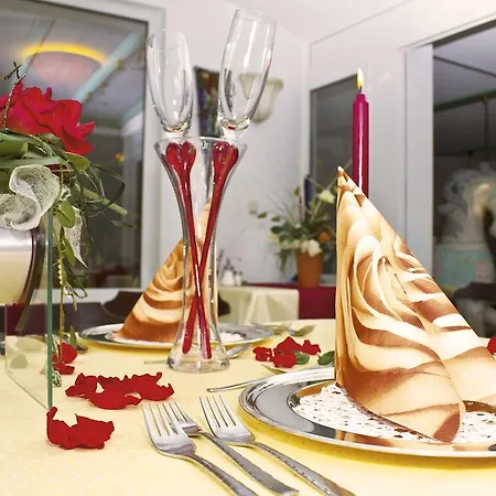 Ξενοδοχείο Breakfast - Justina 3*